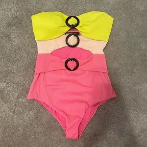 BR One Piece Sz S - moving must go !!